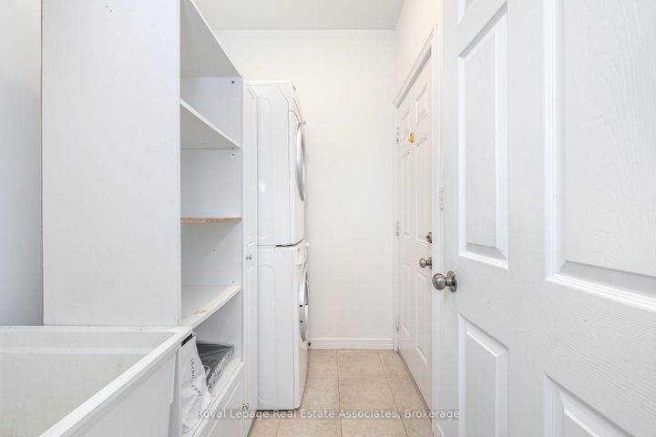 Photo 20 at 10 Cornflower Crescent, Rural Glanbrook, Hamilton