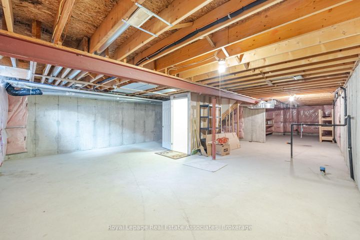 Photo 22 at 10 Cornflower Crescent, Rural Glanbrook, Hamilton