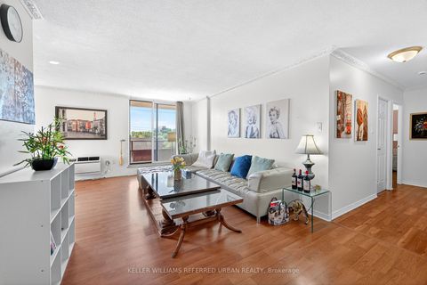 Photo 7 at 401 - 1881 Jane Street, Rustic, Toronto