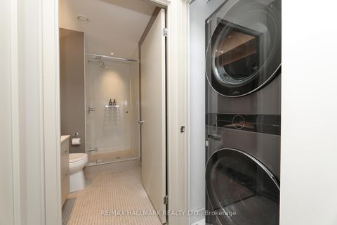 Photo 5 at 2406 - 33 Lombard Street, Yonge Corridor, Toronto Photo 5 at 2406 - 33 Lombard Street, Yonge Corridor, Toronto