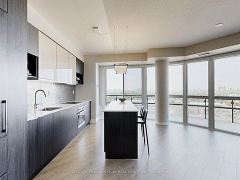 Photo 10 at 915 - 99 The Donway W, Don Mills, Toronto