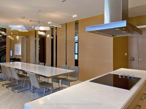 Photo 34 at 915 - 99 The Donway W, Don Mills, Toronto