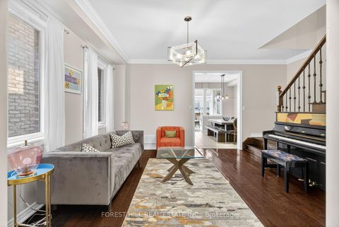 Photo 5 at 9 Robert Green Crescent, Patterson, Vaughan