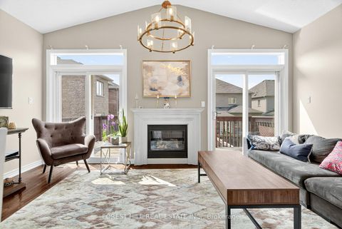 Photo 14 at 9 Robert Green Crescent, Patterson, Vaughan