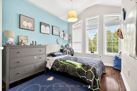 Photo 17 at 9 Robert Green Crescent, Patterson, Vaughan