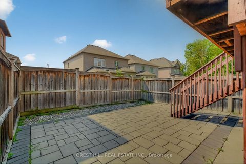Photo 34 at 9 Robert Green Crescent, Patterson, Vaughan