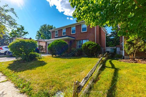 Photo 1 at 19 Knockbolt Crescent, Agincourt North, Toronto