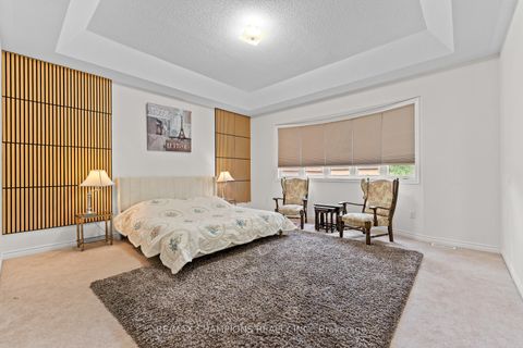 Photo 25 at 96 Wardlaw Place, Vellore Village, Vaughan