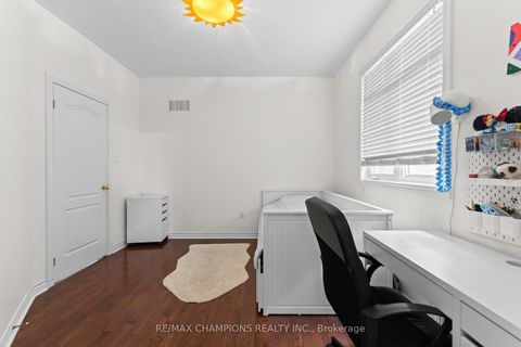 Photo 31 at 96 Wardlaw Place, Vellore Village, Vaughan