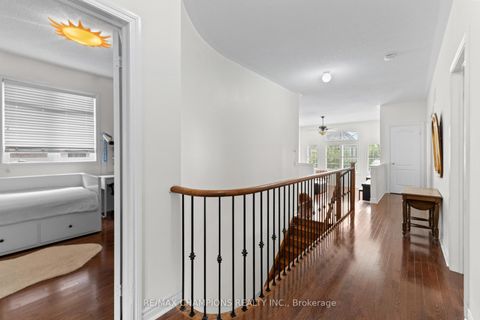 Photo 34 at 96 Wardlaw Place, Vellore Village, Vaughan