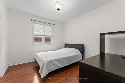 Photo 38 at 96 Wardlaw Place, Vellore Village, Vaughan