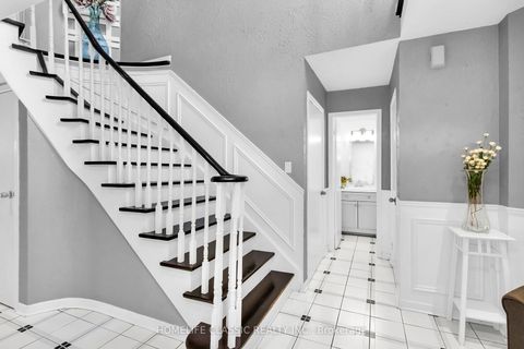Photo 4 at 72 Gayla Street, Brownridge, Vaughan