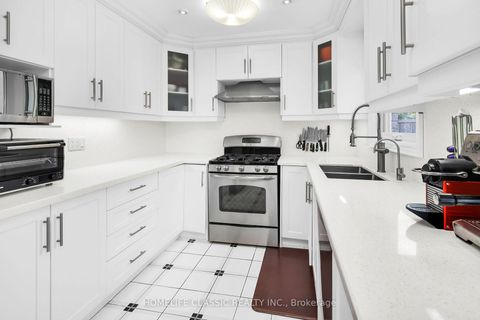 Photo 10 at 72 Gayla Street, Brownridge, Vaughan