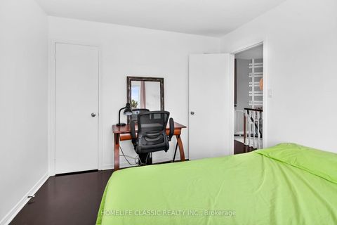Photo 14 at 72 Gayla Street, Brownridge, Vaughan