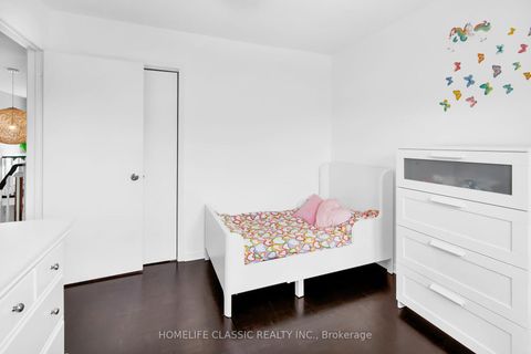 Photo 17 at 72 Gayla Street, Brownridge, Vaughan