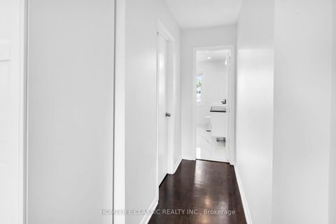 Photo 20 at 72 Gayla Street, Brownridge, Vaughan