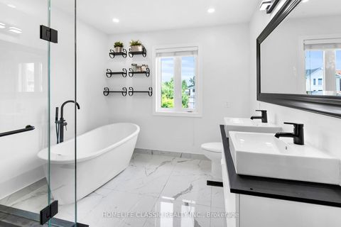 Photo 21 at 72 Gayla Street, Brownridge, Vaughan