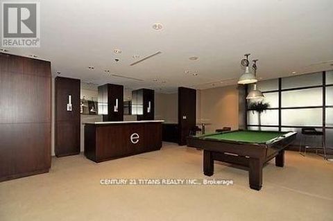 Photo 7 at 2015 - 36 Lee Centre Drive E, Woburn, Toronto