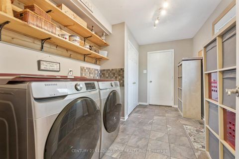 Photo 21 at 25 Strawberry Hills Drive, Milliken, Toronto