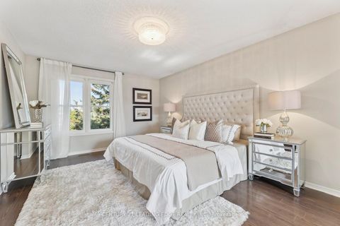 Photo 24 at 25 Strawberry Hills Drive, Milliken, Toronto