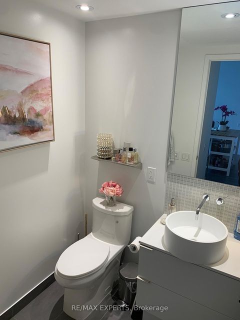 Photo 7 at 501 - 185 Roehampton Avenue, Mount Pleasant East, Toronto