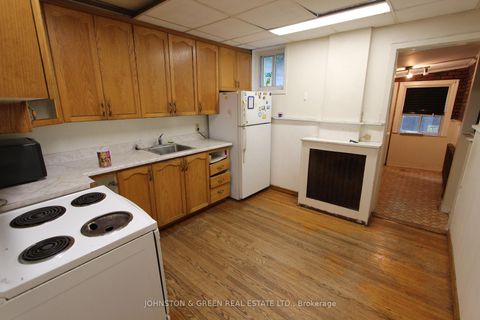 Photo 6 at 799 Sammon Avenue, East York, Toronto