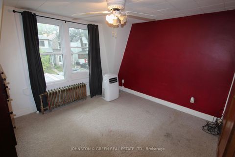 Photo 14 at 799 Sammon Avenue, East York, Toronto