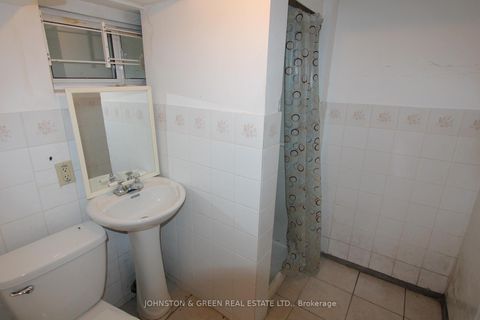 Photo 22 at 799 Sammon Avenue, East York, Toronto