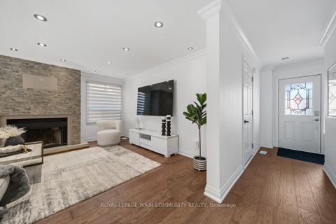 Photo 3 at 65 Westhampton Drive, Brownridge, Vaughan