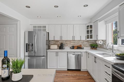 Photo 7 at 65 Westhampton Drive, Brownridge, Vaughan