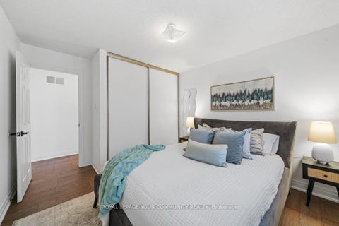 Photo 16 at 65 Westhampton Drive, Brownridge, Vaughan