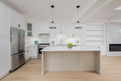 Photo 8 at 39 B Gort Avenue, Alderwood, Toronto