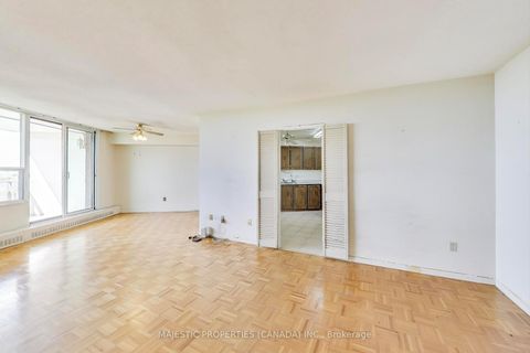 Photo 5 at 1216 - 15 Vicora Link Way, Flemingdon Park, Toronto