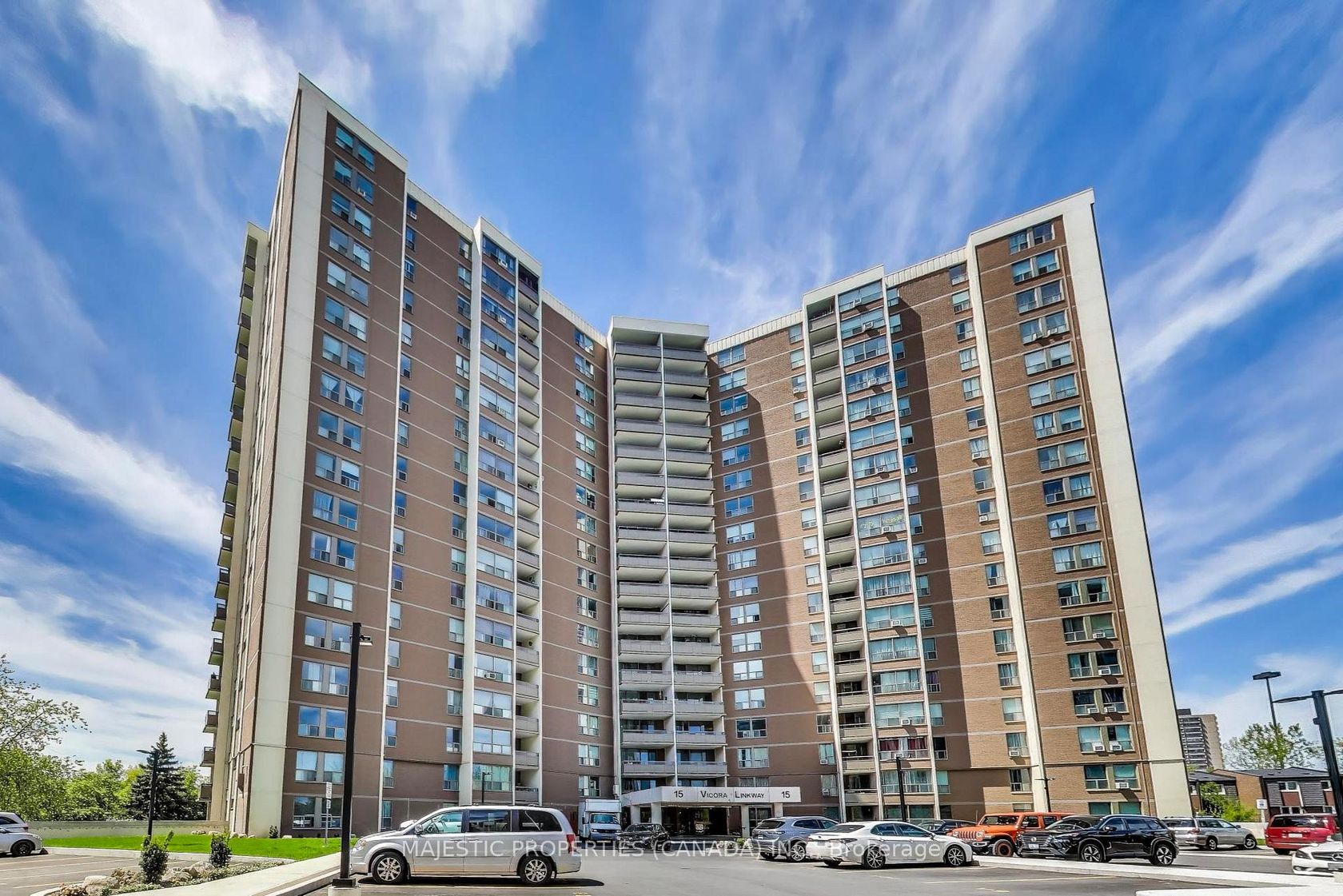 1216 - 15 Vicora Link Way, Flemingdon Park, Toronto 