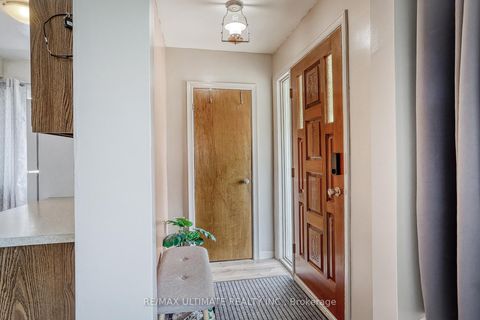 Photo 6 at 64 RUSHLEY Drive, Bendale, Toronto