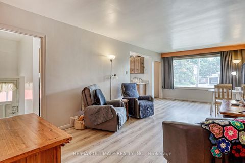 Photo 10 at 64 RUSHLEY Drive, Bendale, Toronto