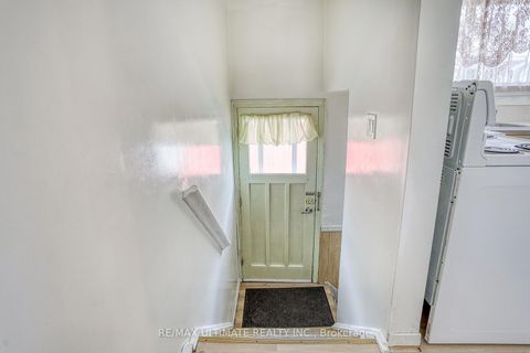 Photo 25 at 64 RUSHLEY Drive, Bendale, Toronto
