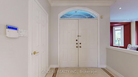 Photo 2 at 85 Silver Linden Drive, Langstaff, Richmond Hill
