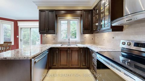 Photo 12 at 85 Silver Linden Drive, Langstaff, Richmond Hill