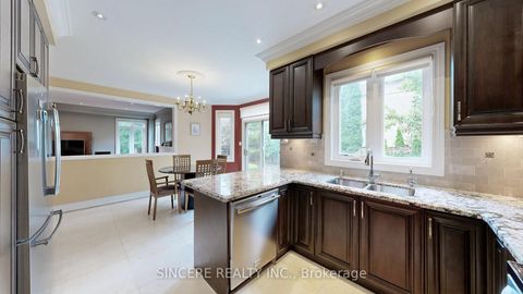 Photo 13 at 85 Silver Linden Drive, Langstaff, Richmond Hill