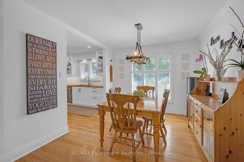 Photo 12 at 2482 WATERFORD Street, WO West, Oakville