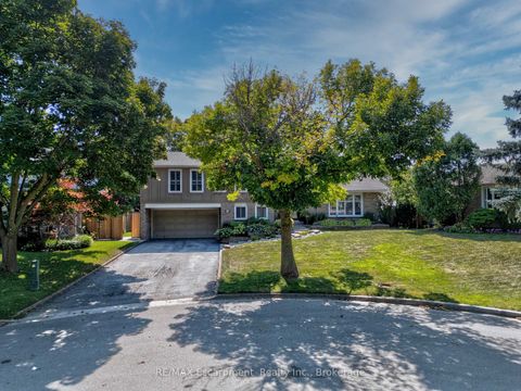 Photo 45 at 2482 WATERFORD Street, WO West, Oakville