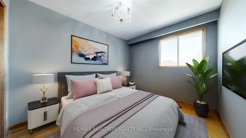Photo 23 at 14 Little Boulevard, Belgravia, Toronto