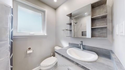 Photo 26 at 14 Little Boulevard, Belgravia, Toronto