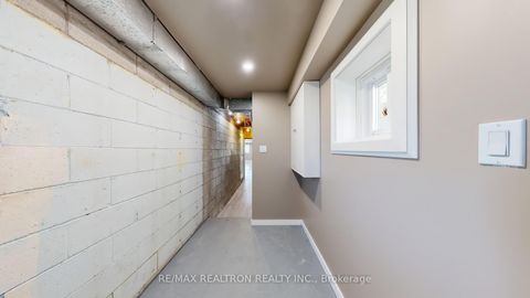 Photo 42 at 14 Little Boulevard, Belgravia, Toronto