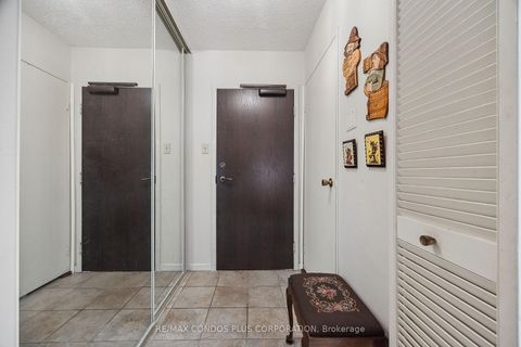 Photo 19 at 902 - 62 Wellesley Street W, Bay Street Corridor, Toronto