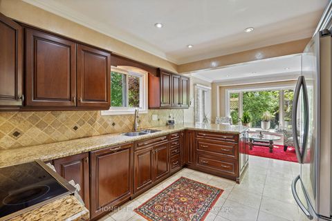 Photo 13 at 93 North Meadow Crescent, Yorkhill, Vaughan