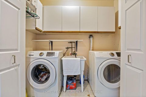 Photo 37 at 93 North Meadow Crescent, Yorkhill, Vaughan