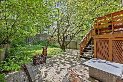 Photo 38 at 93 North Meadow Crescent, Yorkhill, Vaughan