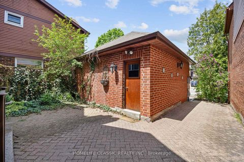 Photo 39 at 93 North Meadow Crescent, Yorkhill, Vaughan